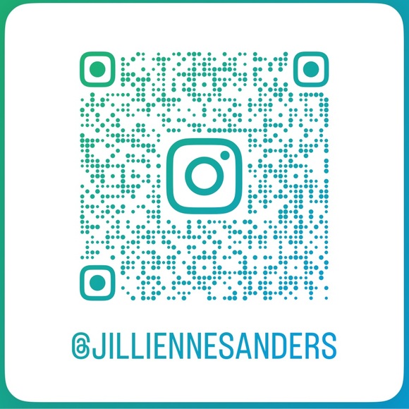 @jilliennesander LIVE NOTIFICATION! LIKE THIS POST TO BE NOTIFIED 💖😘 - Picture 2 of 7